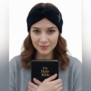 Stylish Black Twist Headband with  Cross Rhinestone
